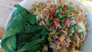 Hot Cui Mie Malang Mangkoknya Juga Bisa Dimakan