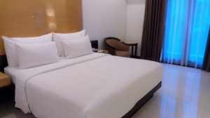 Menikmati Ketenangan dan Kesejukan Hotel Santika Premiere Malang.