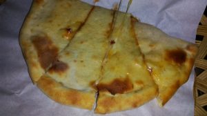 Pizza Calzone di Panties Pizza di Kota Batu