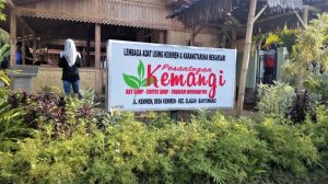 Pusat Informasi Di Kampung Budaya Osing Desa Kemiren Di Banyuwangi