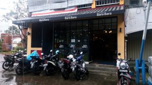 Menikmati Makanan Selera Indonesia yang Enak di Cafe Bara-Bara Malang