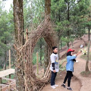 Rumah Honai di Kampung Papua di Gunung Banyak