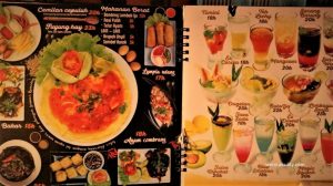 Makan Malam Seru di Cafe Raminten 3 Malioboro Yogyakarta