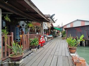 Mengenal Kawasan Chew Jetty di George Town Penang