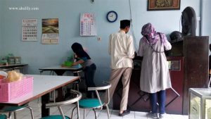 Nasi Padang Enak Rumah Makan Sato Jaya di Kota Malang