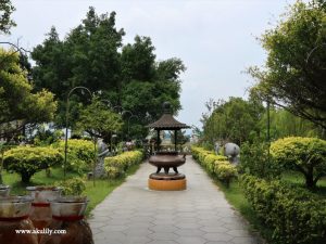 Naik Kereta Kabel di Kek Lok Si Temple Penang