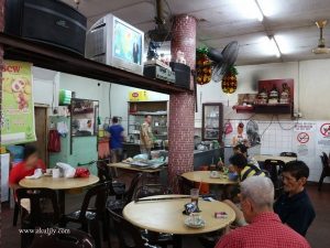 Sarapan di Kedai Kopi Baru Pasar Chowrasta Penang