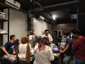 Menikmati Lezatnya Kopi di Amstirdam Coffee dan Roastery Malang