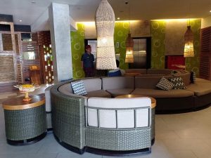 Transit di Grandmas Plus Airport Hotel Bali