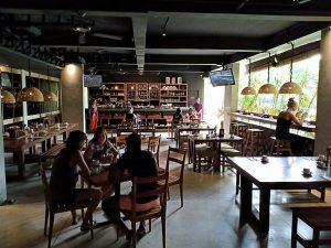 Transit di Grandmas Plus Airport Hotel Bali