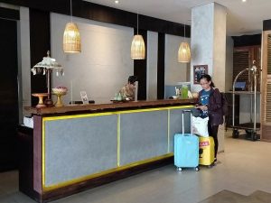 Transit di Grandmas Plus Airport Hotel Bali