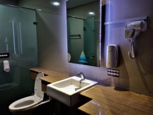 Mandi Gratis di Terminal 3 Bandara Soekarno Hatta Jakarta
